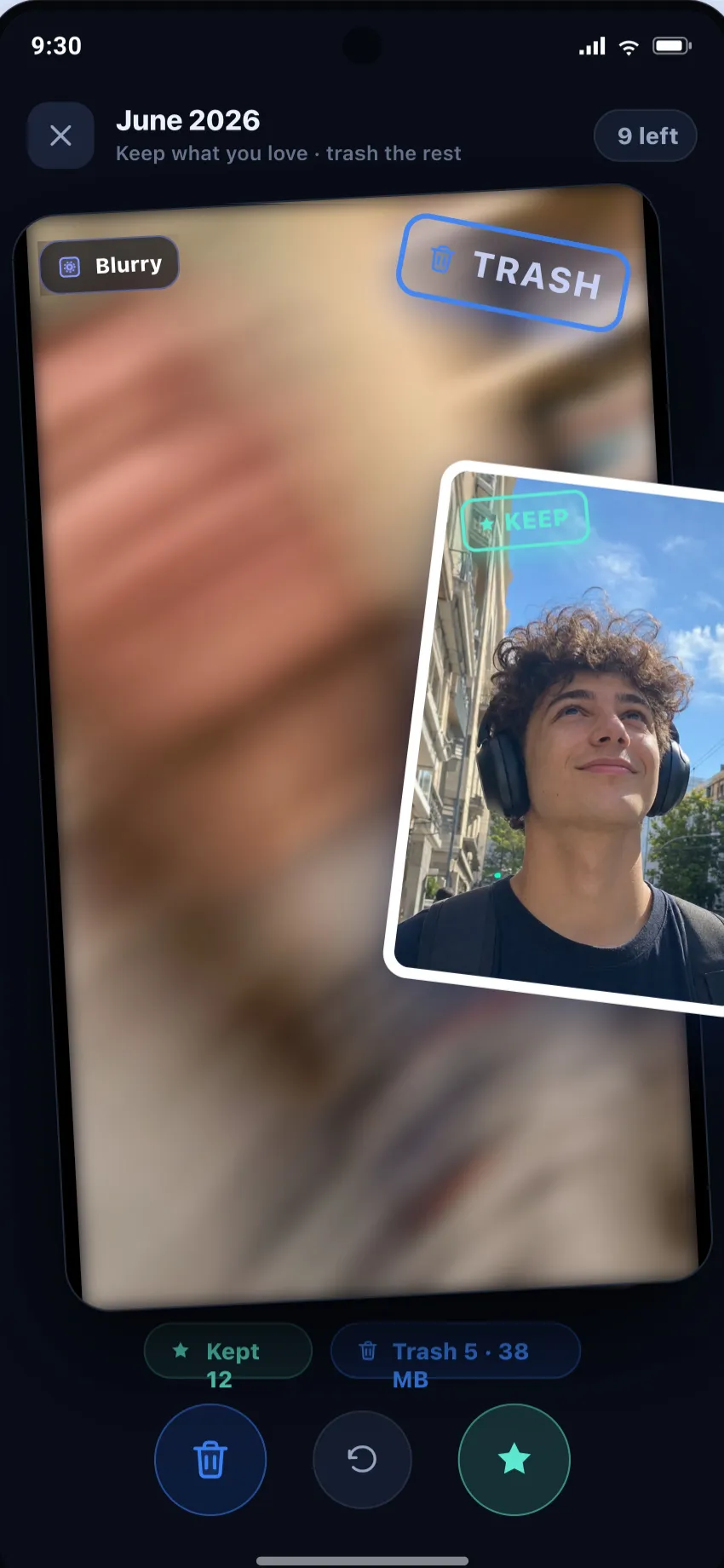SpaceUp swipe-to-clean review screen